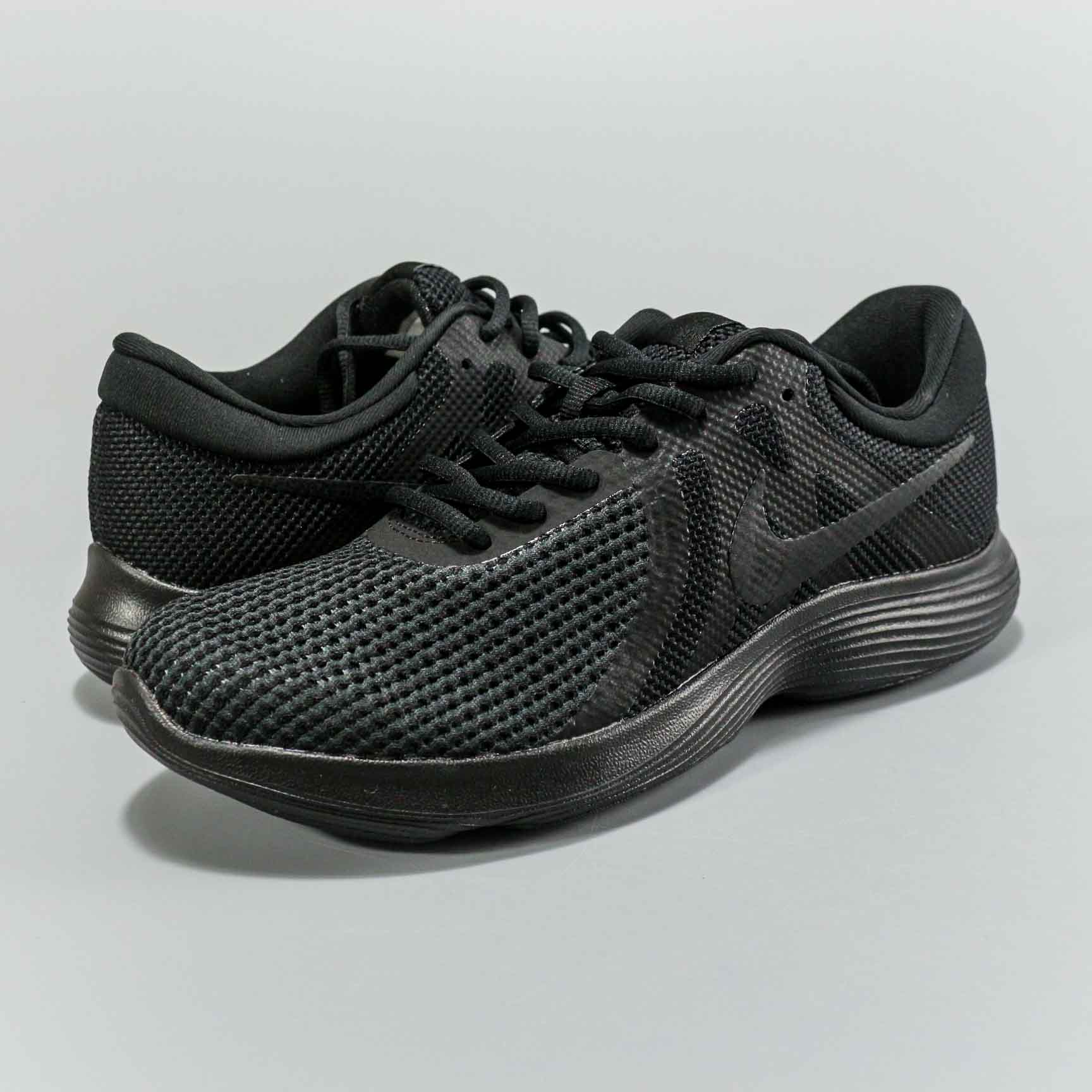 Nike Revolution 4 All Black Shoes - Click Image to Close